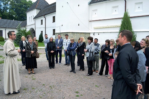 В Уневі разом з капеланом молились родини загиблих воїнів АТО.(ФОТО)